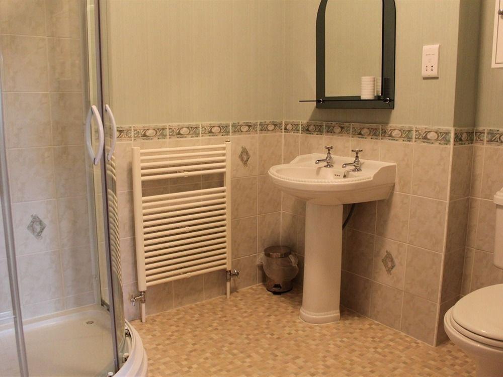 Barton House Bed & Breakfast Матлок Екстериор снимка